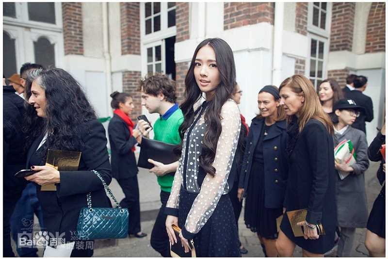 郭碧婷(Bea Hayden)参与社会活动性感图片图集