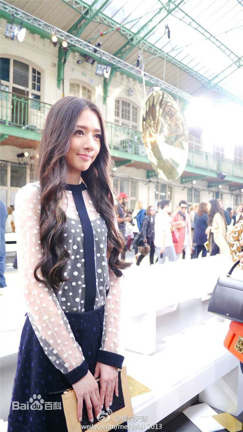 郭碧婷(Bea Hayden)参与社会活动性感图片图集