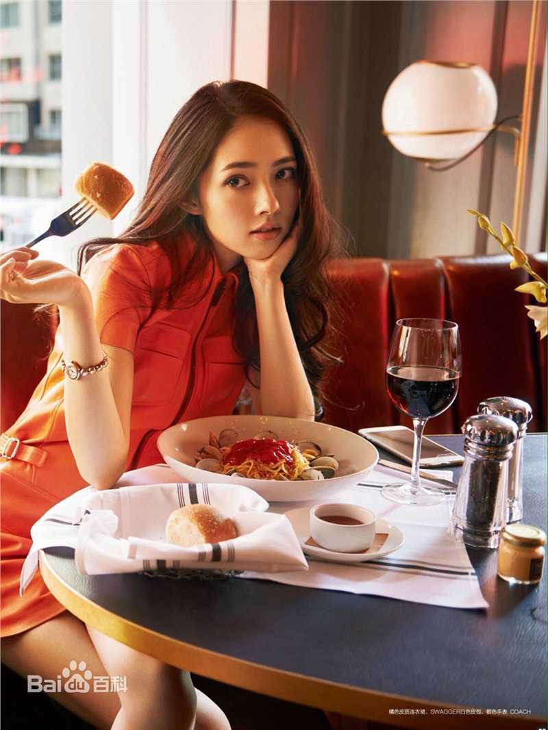 郭碧婷(Bea Hayden)参与社会活动性感图片图集