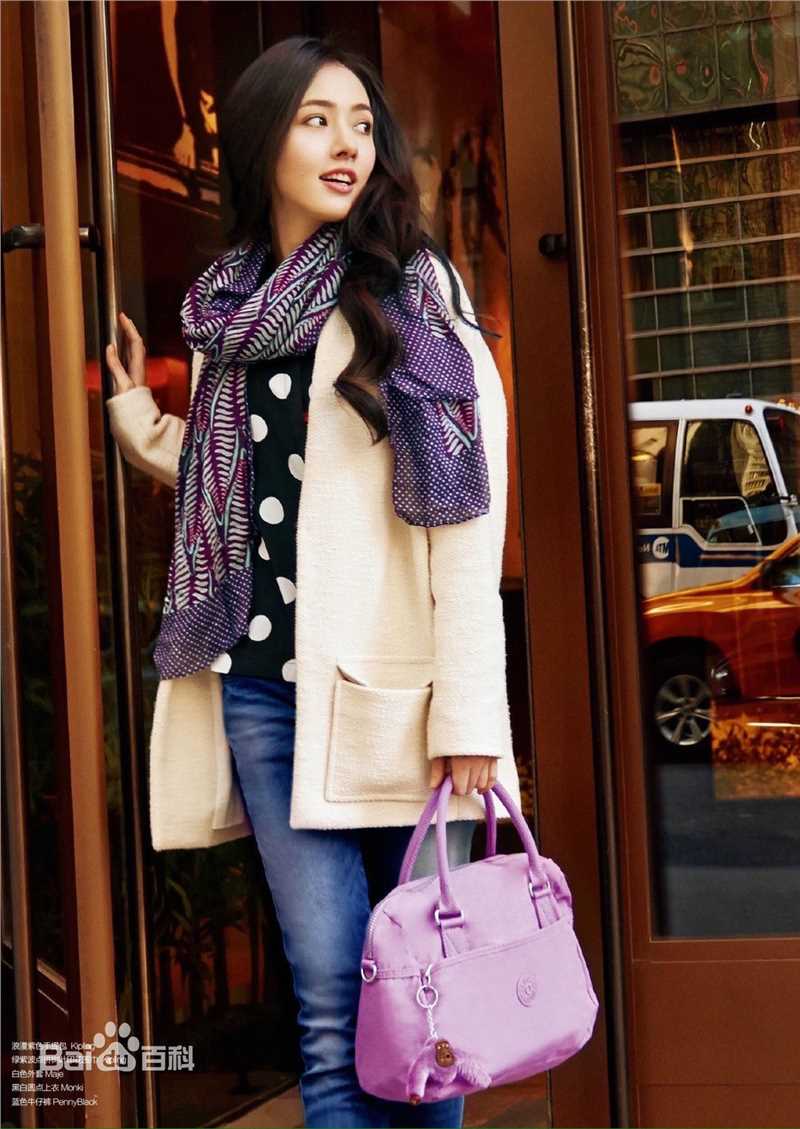 郭碧婷(Bea Hayden)参与社会活动性感图片图集