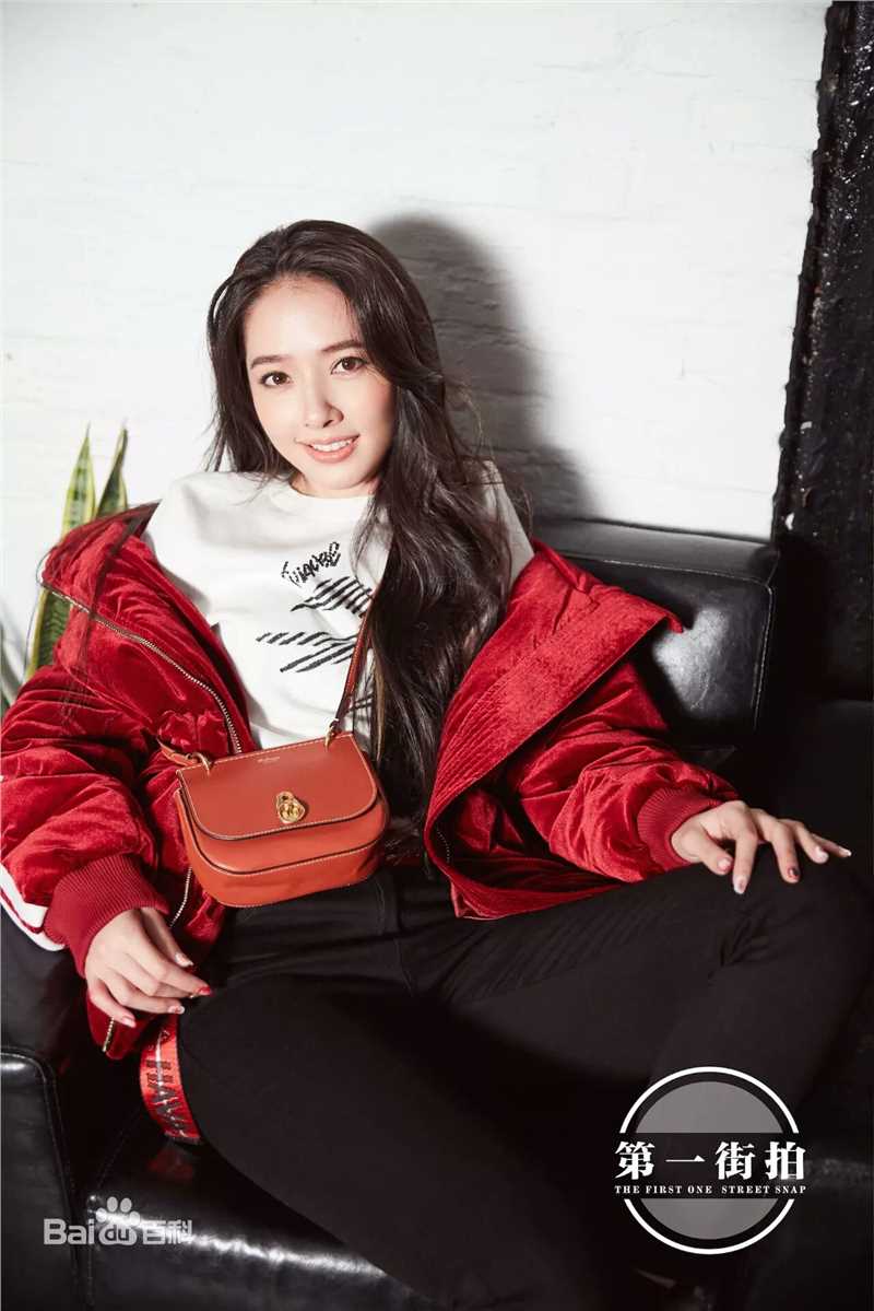 郭碧婷(Bea Hayden)第一街拍前后照片