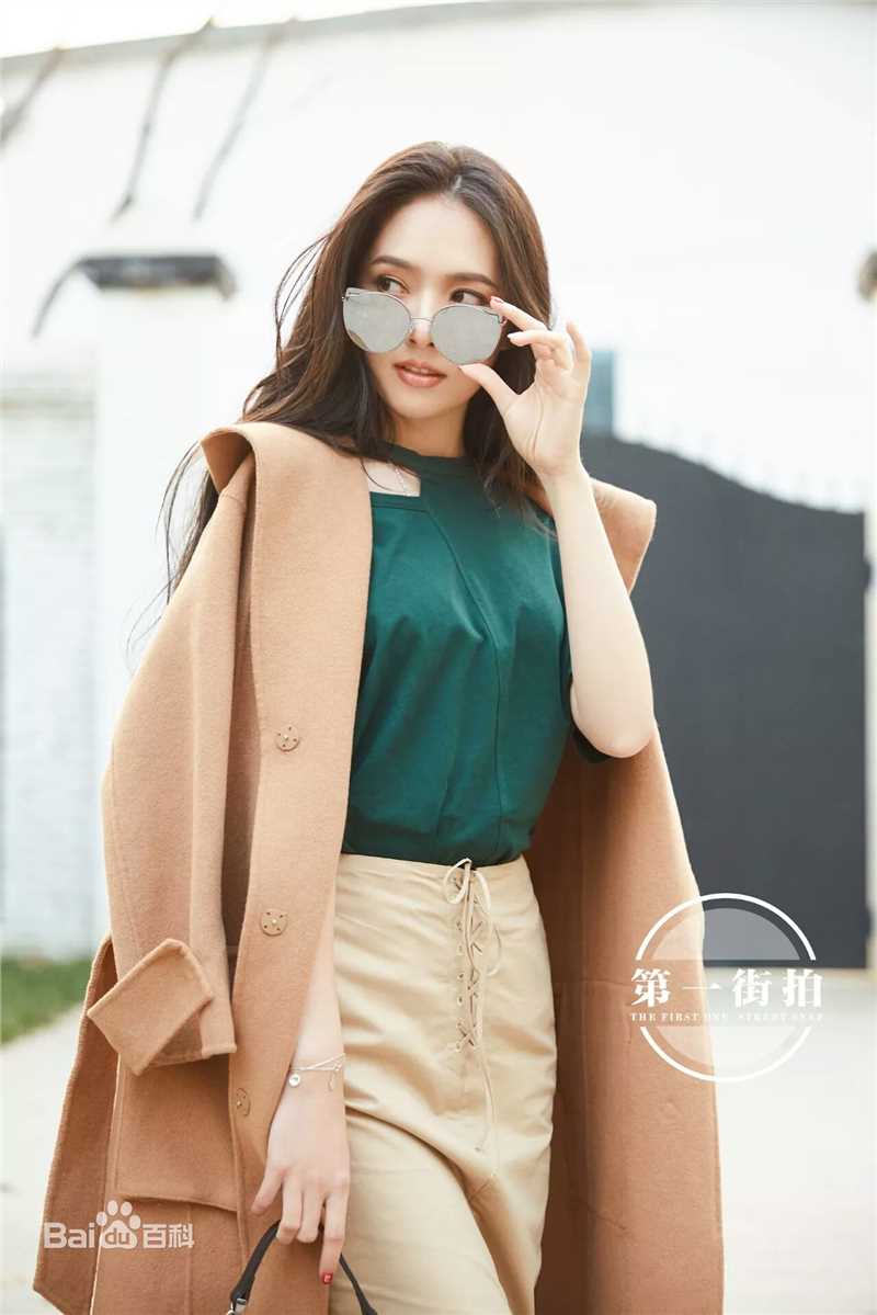 郭碧婷(Bea Hayden)第一街拍前后照片