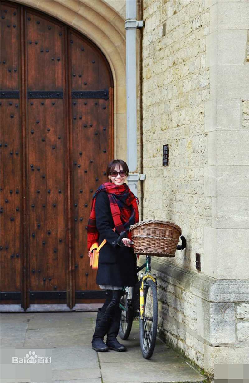 爱新觉罗·启星(Ariel Aisin-Gioro)生活照图片图集