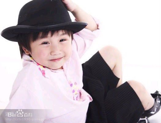 温玄烨(Benny)小小彬图片图集