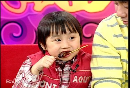 温玄烨(Benny)小小彬图片图集