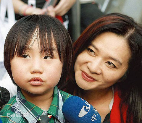 温玄烨(Benny)小小彬生活照相册