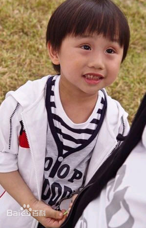 温玄烨(Benny)小小彬生活照相册