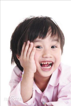 温玄烨(Benny)小小彬前后照片