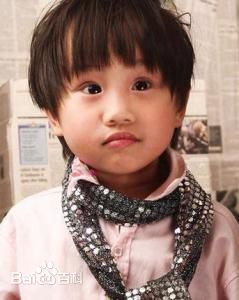 温玄烨(Benny)小小彬前后照片