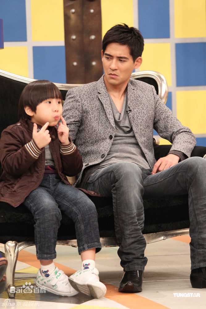 最新温玄烨(Benny)小小彬精彩图册