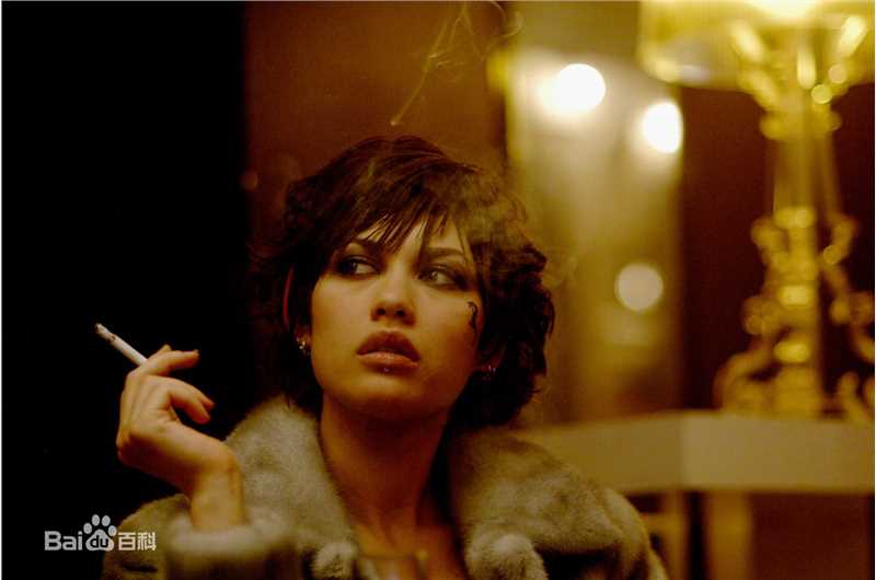 最全欧嘉·柯瑞兰寇(Olga Kurylenko)壁纸