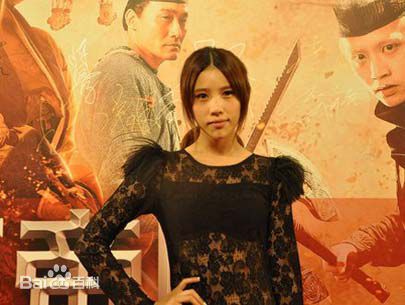 《施予斐》封面图片