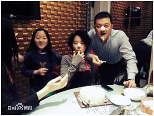 李亚鹏(Yapeng Li)李嫣性感图片图集