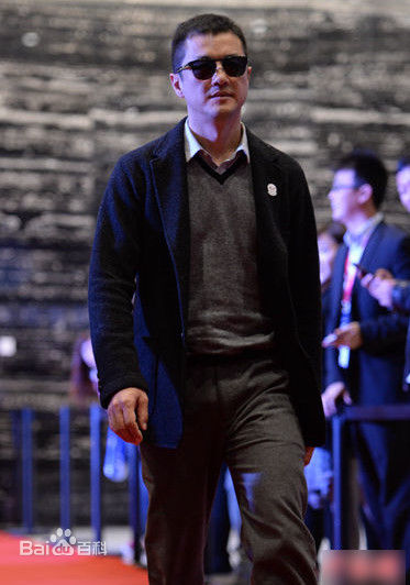 李亚鹏(Yapeng Li)生活近照前后照片