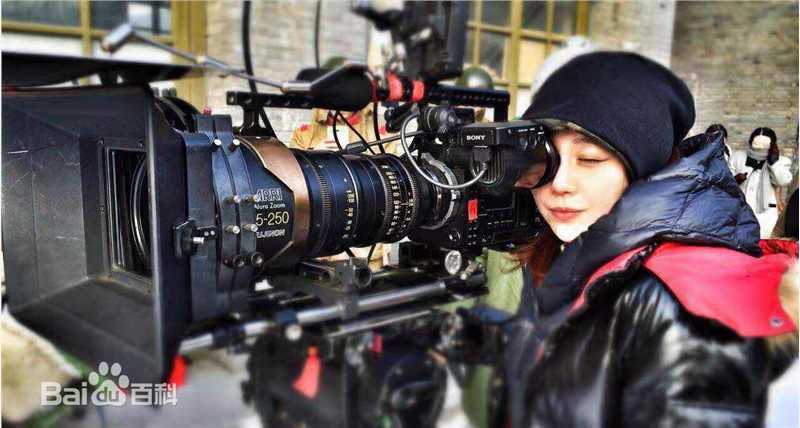 金沙导演工作照素颜照相册