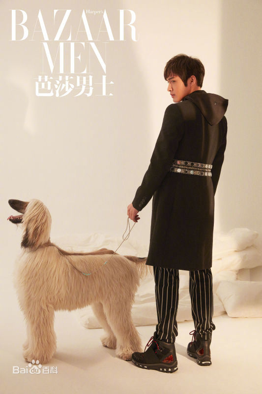 精选张彬彬(Vin)在《芭莎男士》5月刊中的图册