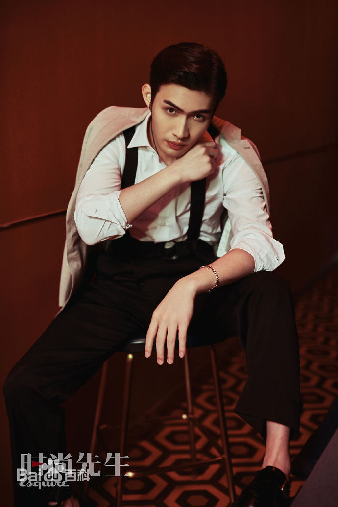 最优质张彬彬(Vin)在《时尚先生》五月刊中的相册