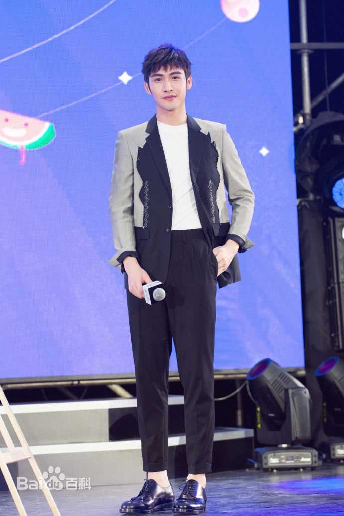 张彬彬(Vin)出席活动性感图片图集