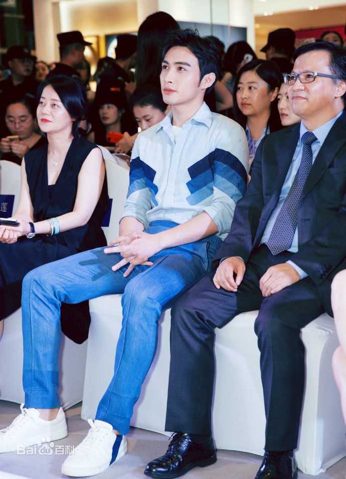 张彬彬(Vin)出席活动性感图片图集