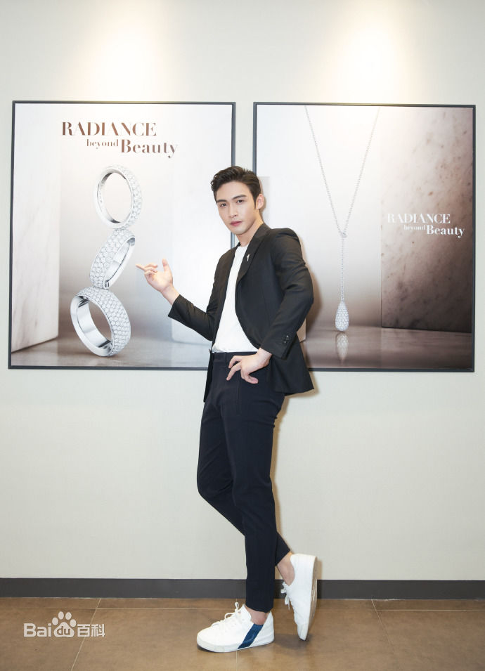 张彬彬(Vin)出席活动性感图片图集