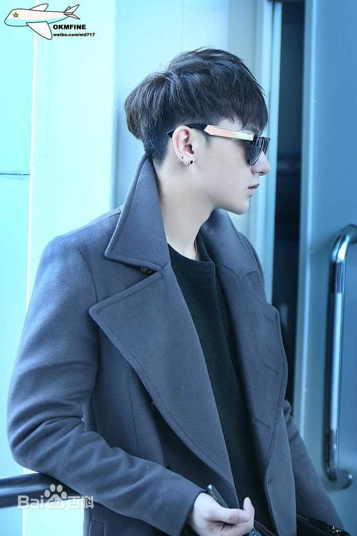 黄子韬(Z.TAO、 、タオ)的机场fashion图册
