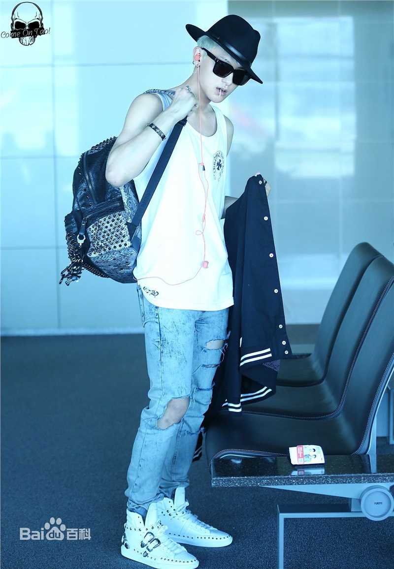 黄子韬(Z.TAO、 、タオ)的机场fashion图册