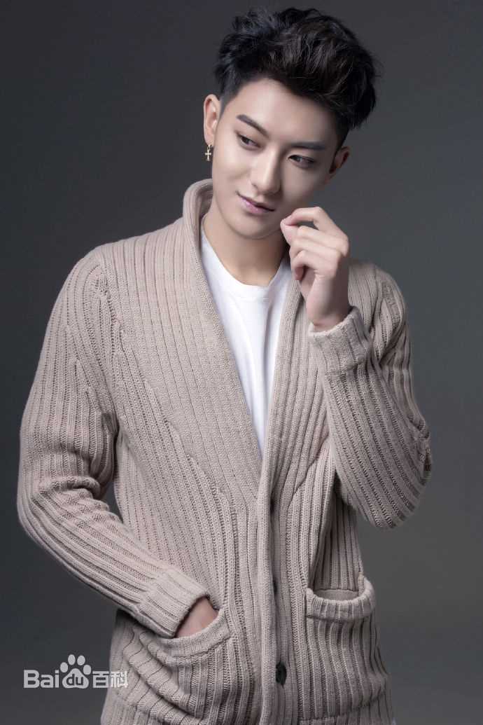 黄子韬(Z.TAO、 、タオ)最新《官方》图集