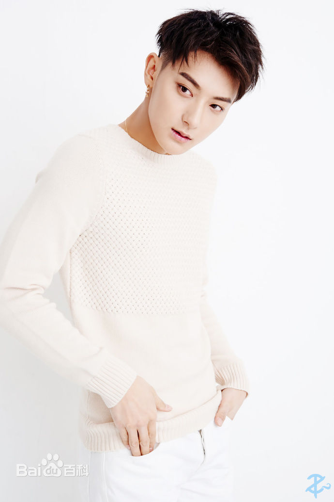 黄子韬(Z.TAO、 、タオ)最新《官方》图集