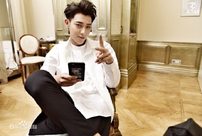 黄子韬(Z.TAO、 、タオ)米兰时装周生活照