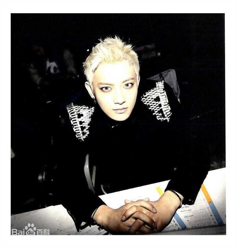 高清黄子韬(Z.TAO、 、タオ)在《上瘾》迷你专辑中的图册