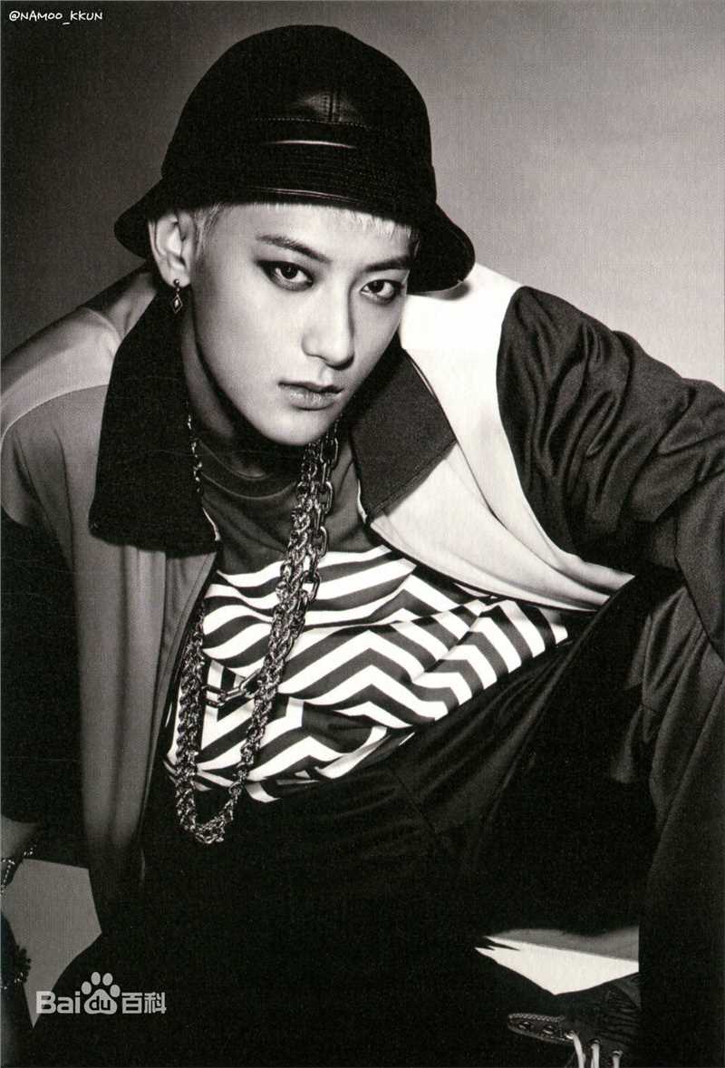 高清黄子韬(Z.TAO、 、タオ)在《上瘾》迷你专辑中的图册