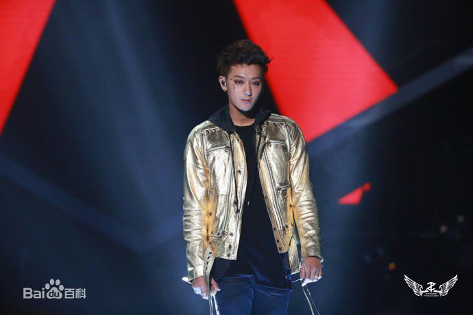 黄子韬(Z.TAO、 、タオ)星光大赏生活照