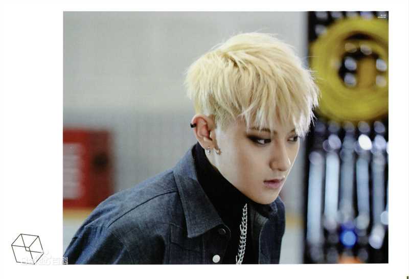 最优质黄子韬(Z.TAO、 、タオ)在《EXODUS》正规专辑中的相册