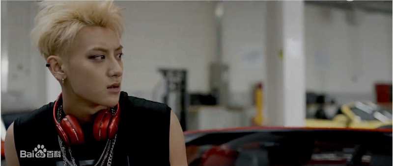 最优质黄子韬(Z.TAO、 、タオ)在《EXODUS》正规专辑中的相册