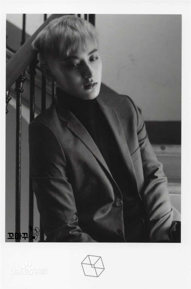 最优质黄子韬(Z.TAO、 、タオ)在《EXODUS》正规专辑中的相册