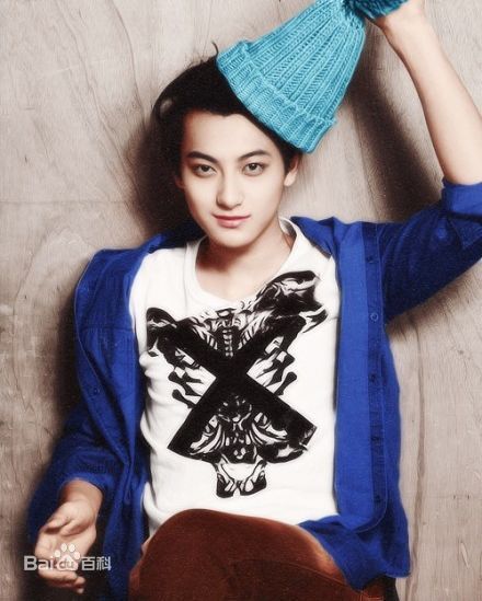 精选黄子韬(Z.TAO、 、タオ)在《MAMA》迷你专辑中的图册