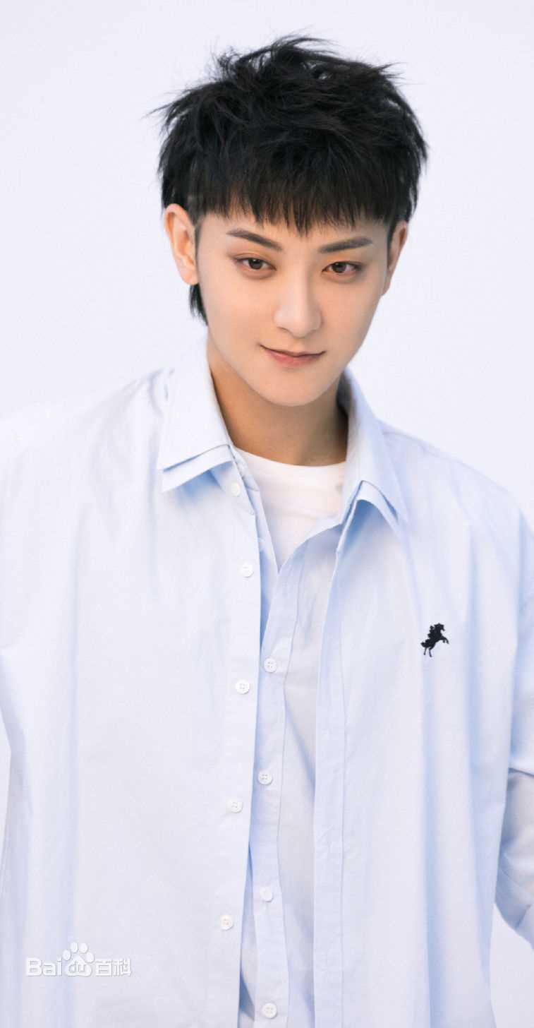 黄子韬(Z.TAO、 、タオ)前后照片