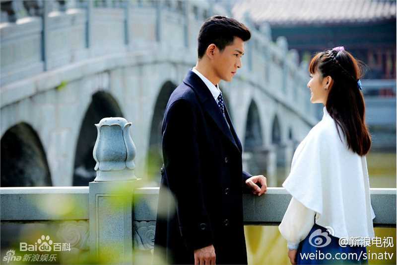 乔振宇(Qiao Zhenyu)在《昙花梦》饰程慈航中的