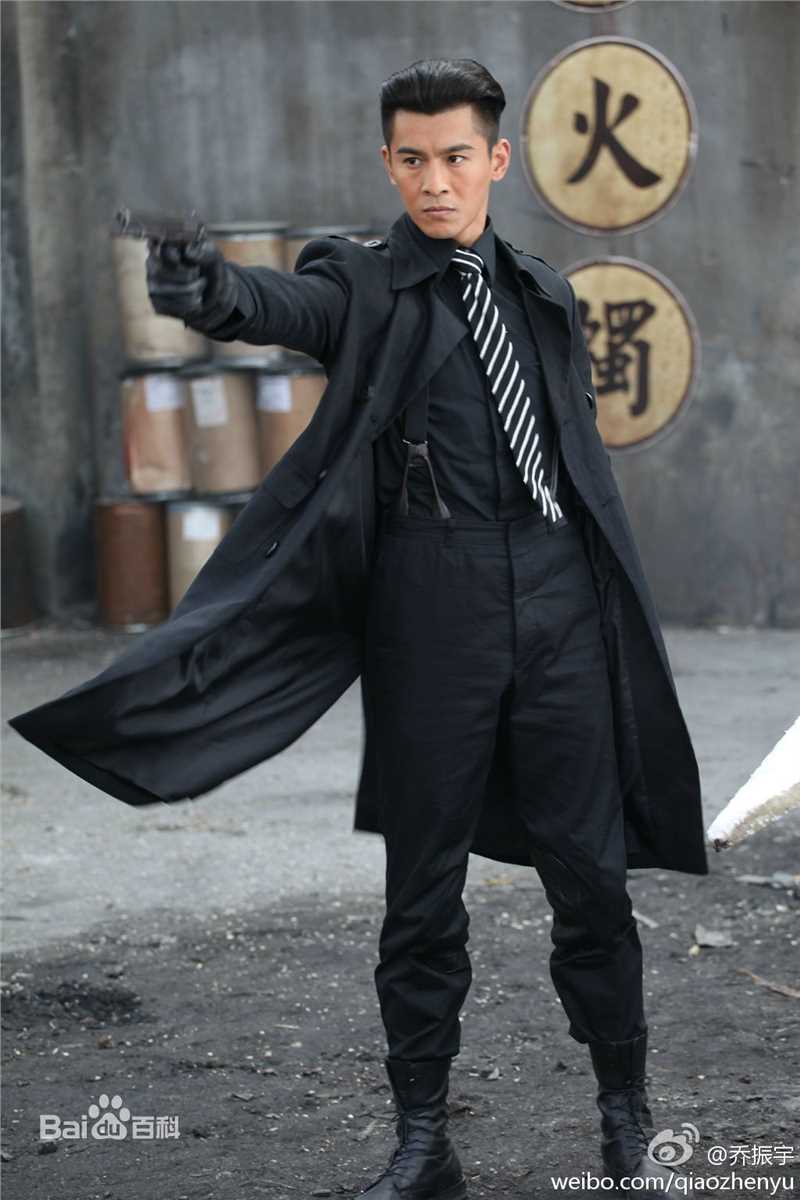 精选乔振宇(Qiao Zhenyu)在《烽火佳人》饰周霆琛中的图册