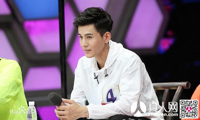 乔振宇(Qiao Zhenyu)快乐大本营前后照片