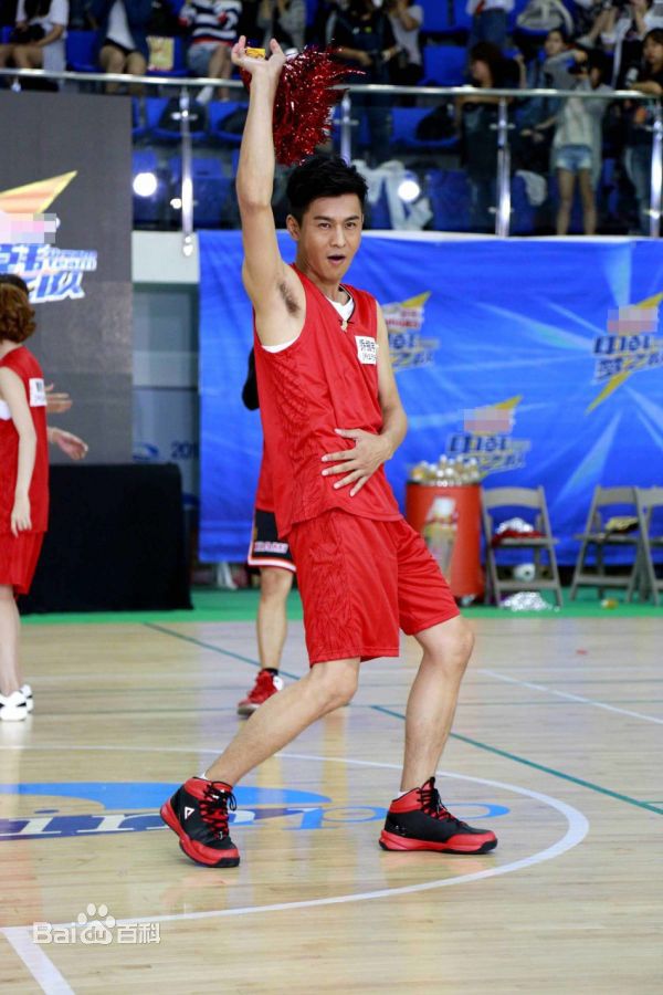 乔振宇(Qiao Zhenyu)中韩梦之队壁纸壁纸