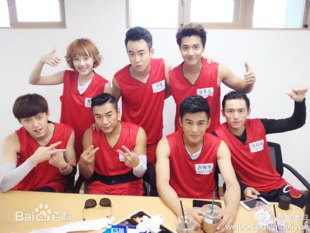 乔振宇(Qiao Zhenyu)中韩梦之队壁纸壁纸