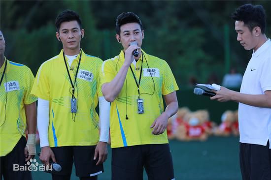 乔振宇(Qiao Zhenyu)中韩梦之队壁纸壁纸