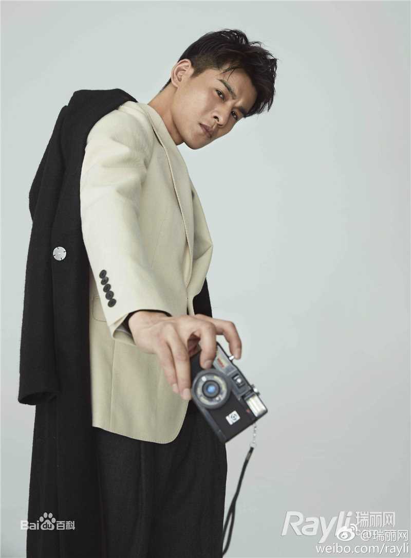 乔振宇(Qiao Zhenyu)明星来了生活照