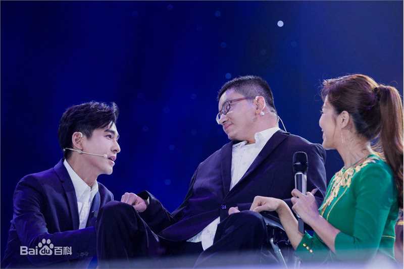 乔振宇(Qiao Zhenyu)公益性感图片壁纸