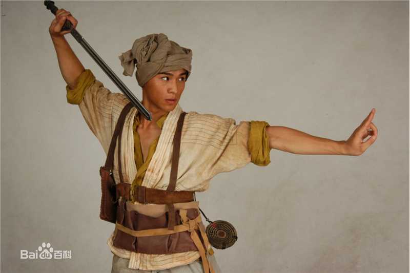 高清乔振宇(Qiao Zhenyu)在电视剧《七剑下天山》饰穆郎中的图集