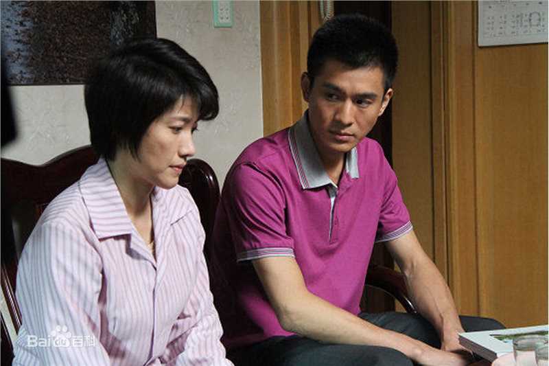 精选乔振宇(Qiao Zhenyu)在电视剧《满秋》饰郭乃文中的图册