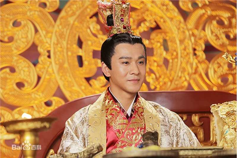 最优质乔振宇(Qiao Zhenyu)在电视剧《思美人》饰楚怀王中的相册