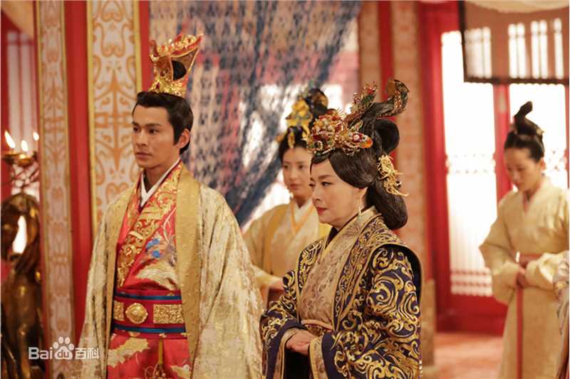 最优质乔振宇(Qiao Zhenyu)在电视剧《思美人》饰楚怀王中的相册