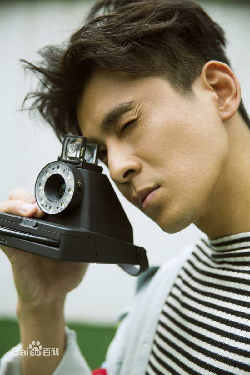 乔振宇(Qiao Zhenyu)时尚星秀图册